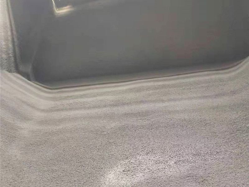 高強耐磨料施工現場