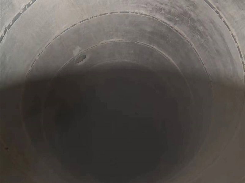 高強耐磨料施工現場